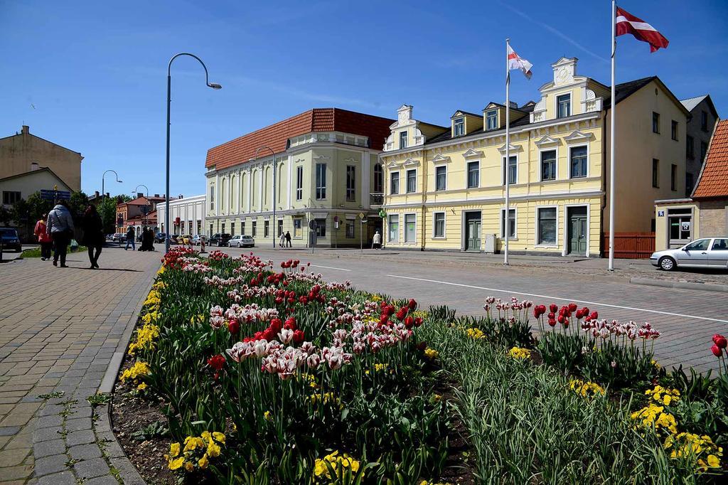 Brivdienu Maja Saulite Ventspils Luaran gambar